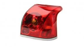 Toyota Avensis SEDAN 2003-2006 jobb hátsó lámpa